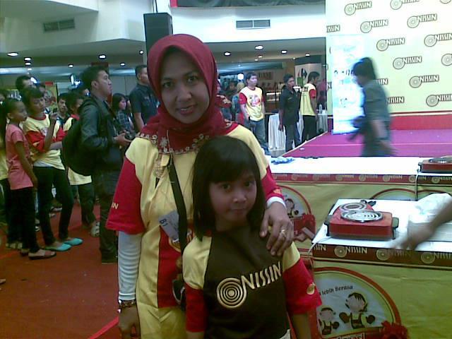 Nonton Bareng Nissin Wafers